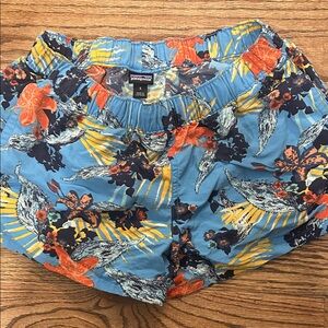 Patagonia Women's Floral Blue baggies shorts small